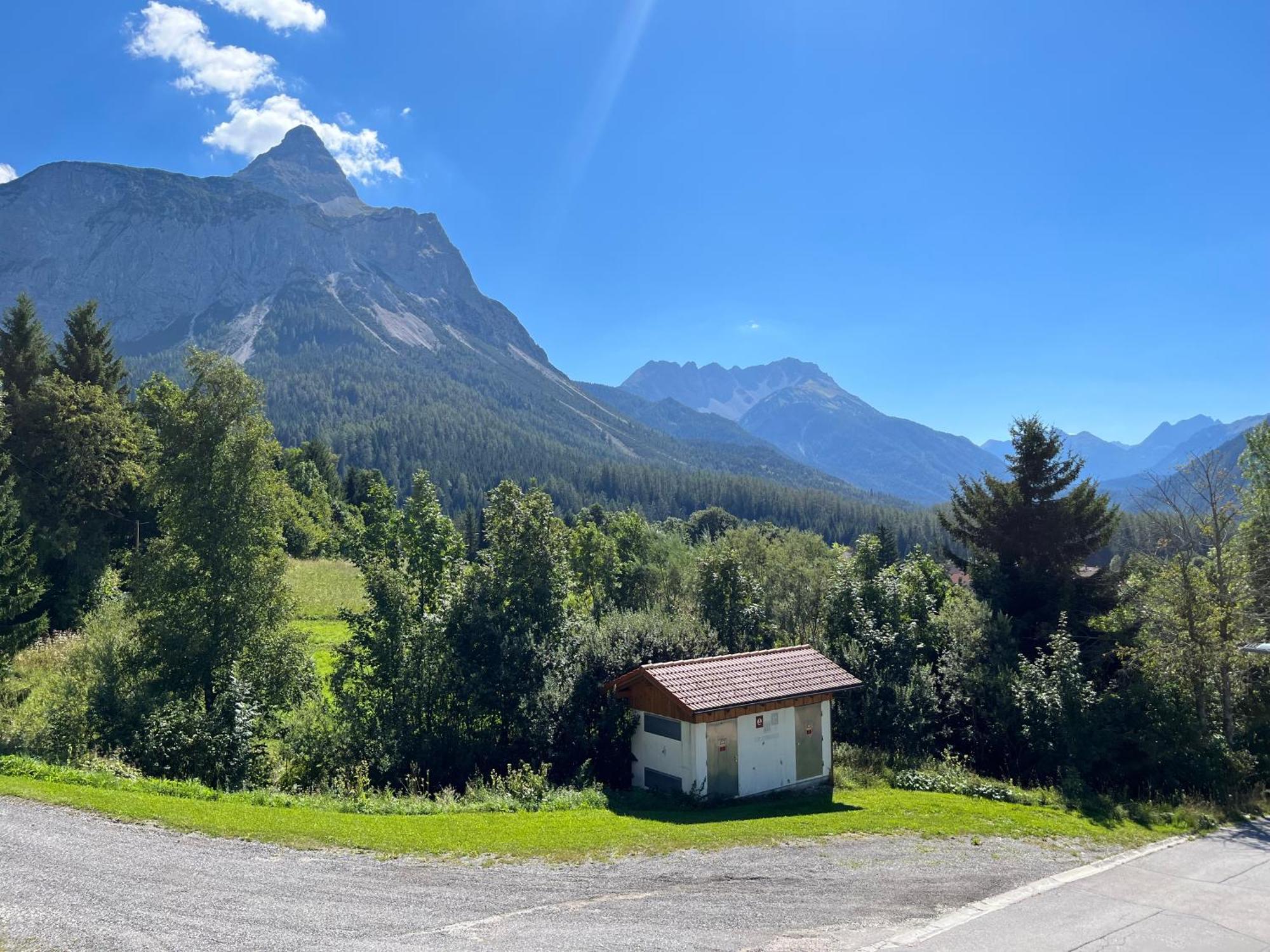 Haus Alpenblume Lägenhet Ehrwald Exteriör bild