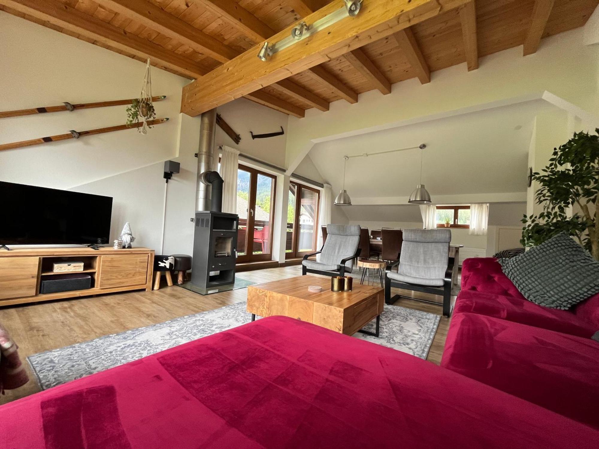 Haus Alpenblume Lägenhet Ehrwald Rum bild